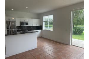 4361 Dogwood Cir Weston, FL 33331 - MLS#A11892616