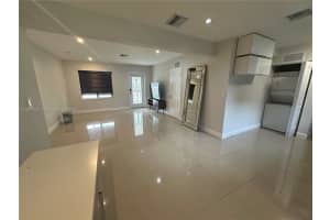 2155 Biarritz Dr Miami Beach, FL 33141 - MLS#A11892637