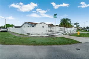 17040 Sw 107th Ct Miami, FL 33157 - MLS#A11892644