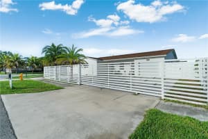 17040 Sw 107th Ct Miami, FL 33157 - MLS#A11892644