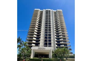 108 Lakeshore Dr 338, North Palm Beach
