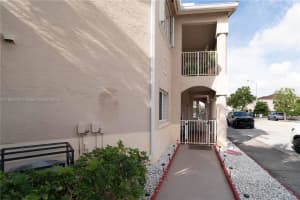 298 E 3rd St 102 Hialeah, FL 33010 - MLS#A11892674