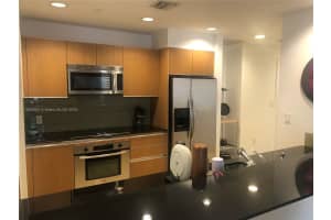 1050 Brickell Ave 2910 Miami, FL 33131 - MLS#A11892684