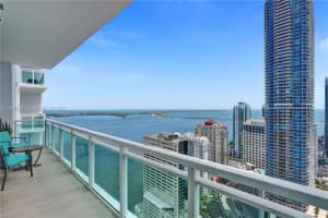 950 Brickell Bay Dr 4707 Miami, FL 33131 - MLS#A11892729
