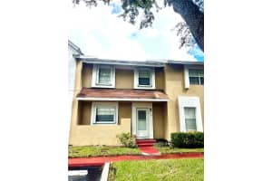 7124 Woodmont Ave Tamarac, FL 33321 - MLS#A11892760