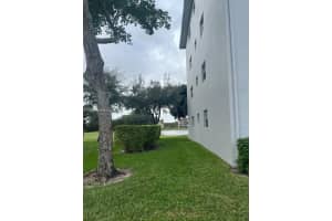 300 Sw 134th Way 102e Pembroke Pines, FL 33027 - MLS#A11892761