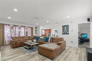 9200 Nw 21st Mnr Sunrise, FL 33322 - MLS#A11892803