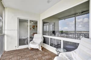 1101 Crystal Lake Dr 703 Deerfield Beach, FL 33064 - MLS#A11892836