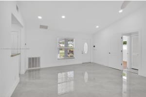 5276 Pine Tree Dr Delray Beach, FL 33484 - MLS#A11892842