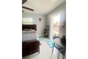 945 Sw 9th St A Hallandale Beach, FL 33009 - MLS#A11892855