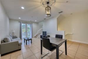 430 Sw 147th Ave Pembroke Pines, FL 33027 - MLS#A11892871