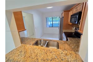 460 Lakeview Drive 2 Weston, FL 33326 - MLS#A11892887