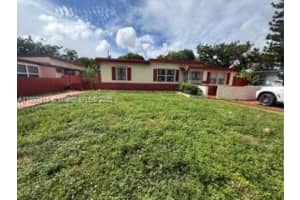 130 Nw 124th St, North Miami