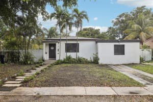 260 Nw 133rd St, North Miami