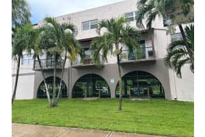 1350 W 53rd St 24 Hialeah, FL 33012 - MLS#A11892946