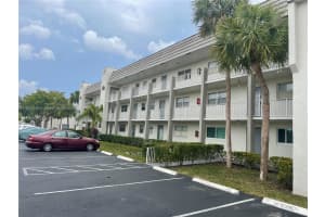 8280 Sunrise Lakes Blvd 307 Sunrise, FL 33322 - MLS#A11892949