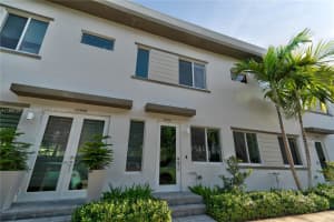 10450 Nw 67th St, Doral