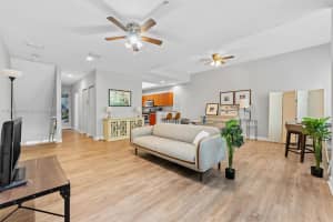 2344 Vintage Dr, Lighthouse Point