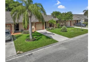 7641 Nw 99th Ave, Tamarac