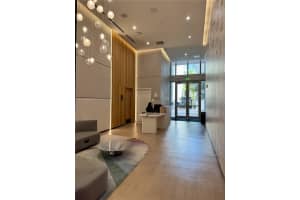 227 Ne 2nd St 2105, Miami