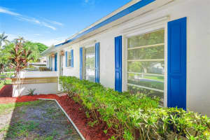 18045 Sw 87th Ct Palmetto Bay, FL 33157 - MLS#A11893002