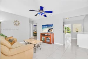 822 Avenida Hermosa West Palm Beach, FL 33405 - MLS#A11893022