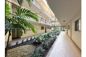 8035 Sw 107th Ave 211 Miami, FL 33173 - MLS#A11893029