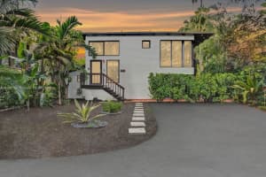 6605 Sw 55th Ln, South Miami