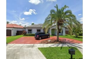 8831 Nw 166th Ter, Miami Lakes