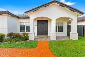 8831 Nw 166th Ter Miami Lakes, FL 33018 - MLS#A11893130