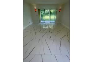 403 Lakeview Dr 106 Weston, FL 33326 - MLS#A11893145