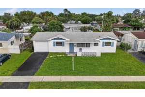 331 N 71st Ave, Hollywood