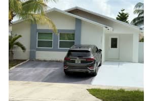 11958 Sw 210th Ter, Miami