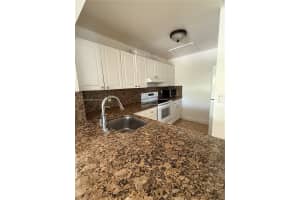 2530 W 67th Pl 23-29 Hialeah, FL 33016 - MLS#A11893239