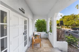 932 7th St 932a, Miami Beach
