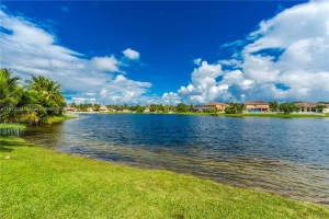 14032 Nw 15th Dr Pembroke Pines, FL 33028 - MLS#A11893243
