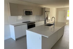 2535 Ne 193rd St 3108 Miami, FL 33180 - MLS#A11893249