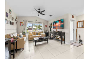 5236 Nw 99th Ave Sunrise, FL 33351 - MLS#A11893269