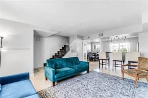 349 Virginia St Hollywood, FL 33019 - MLS#A11893274