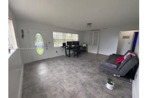 12510 W Golf Dr Miami, FL 33167 - MLS#A11893304