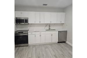 442 Sw 22nd Ave Fort Lauderdale, FL 33312 - MLS#A11893319