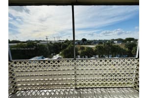 3710 Nw 21st St 310 Lauderdale Lakes, FL 33311 - MLS#A11893321