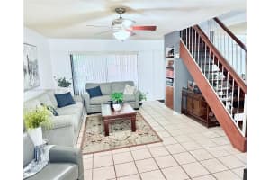 6425 Sw 116th Pl E Miami, FL 33173 - MLS#A11893333