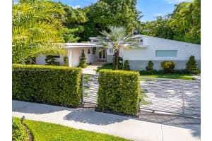 5815 N Bay Rd Miami Beach, FL 33140 - MLS#A11893390