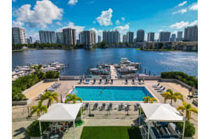 18011 Biscayne Blvd 902 Aventura, FL 33160 - MLS#A11893411