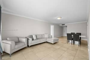 18011 Biscayne Blvd 902 Aventura, FL 33160 - MLS#A11893411