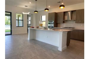 12535 N Parkland Bay Trl Parkland, FL 33076 - MLS#A11893434