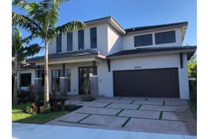 16045 Nw 87th Ct, Miami Lakes