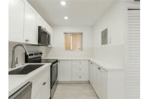 3195 Foxcroft Rd F211 Miramar, FL 33025 - MLS#A11893475