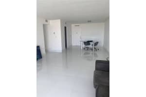 2780 Ne 183rd St 909 Aventura, FL 33160 - Off Market